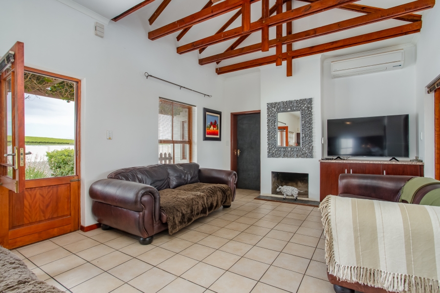 2 Bedroom Property for Sale in Riebeek Kasteel Western Cape